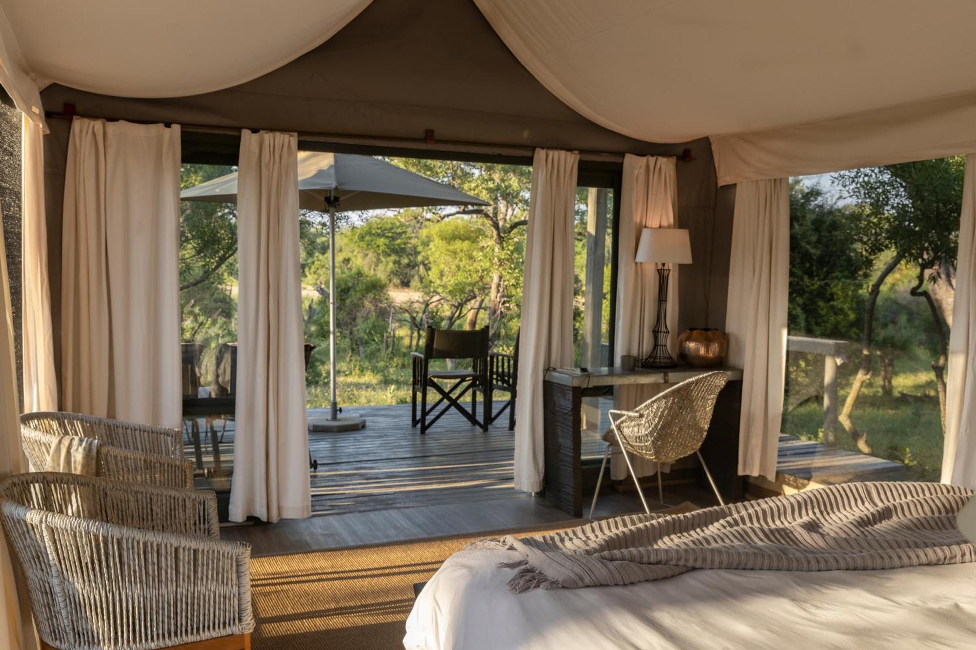 Simbavati River Lodge Timbavati Game Reserve Eksteriør billede