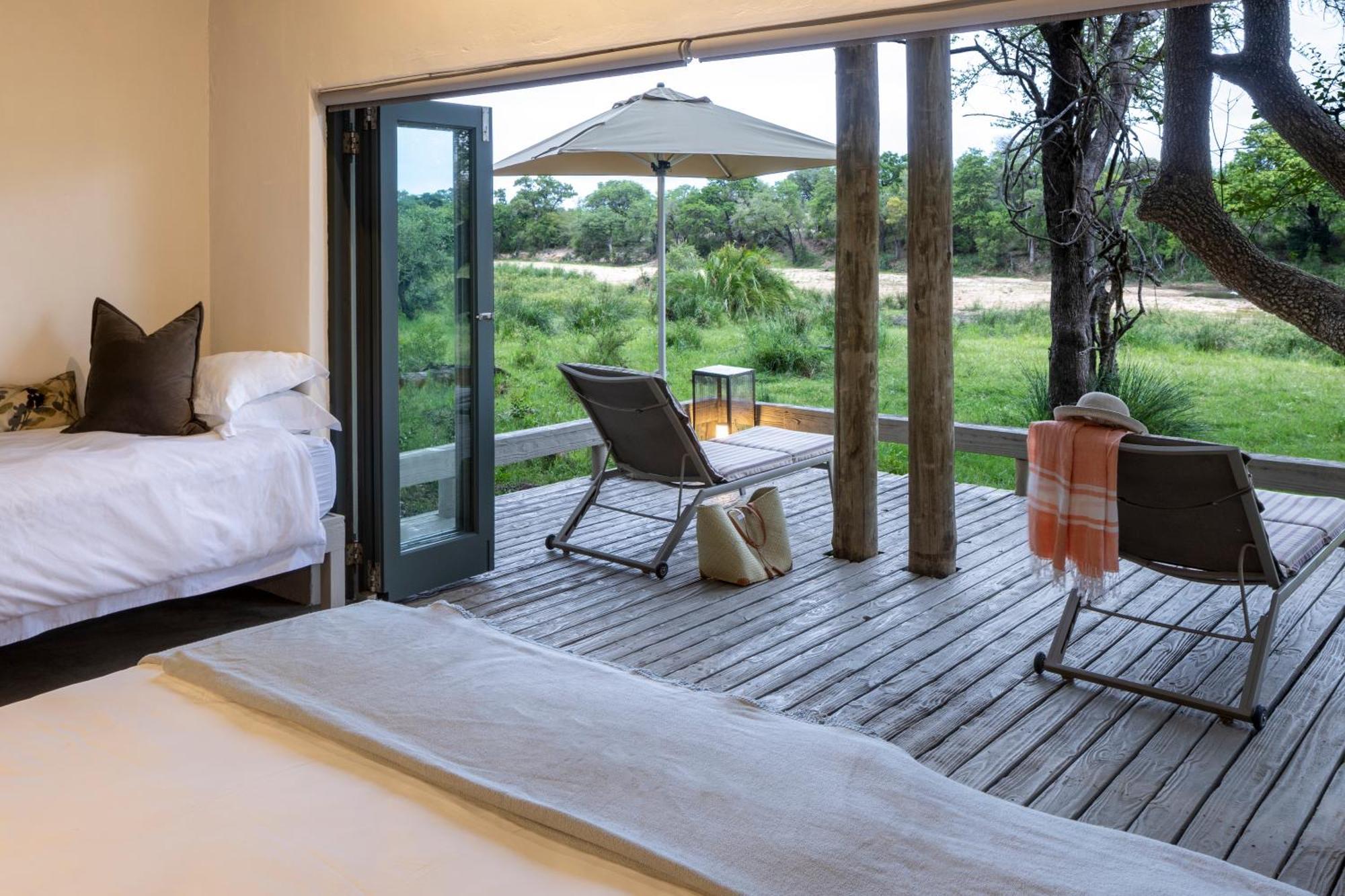 Simbavati River Lodge Timbavati Game Reserve Eksteriør billede